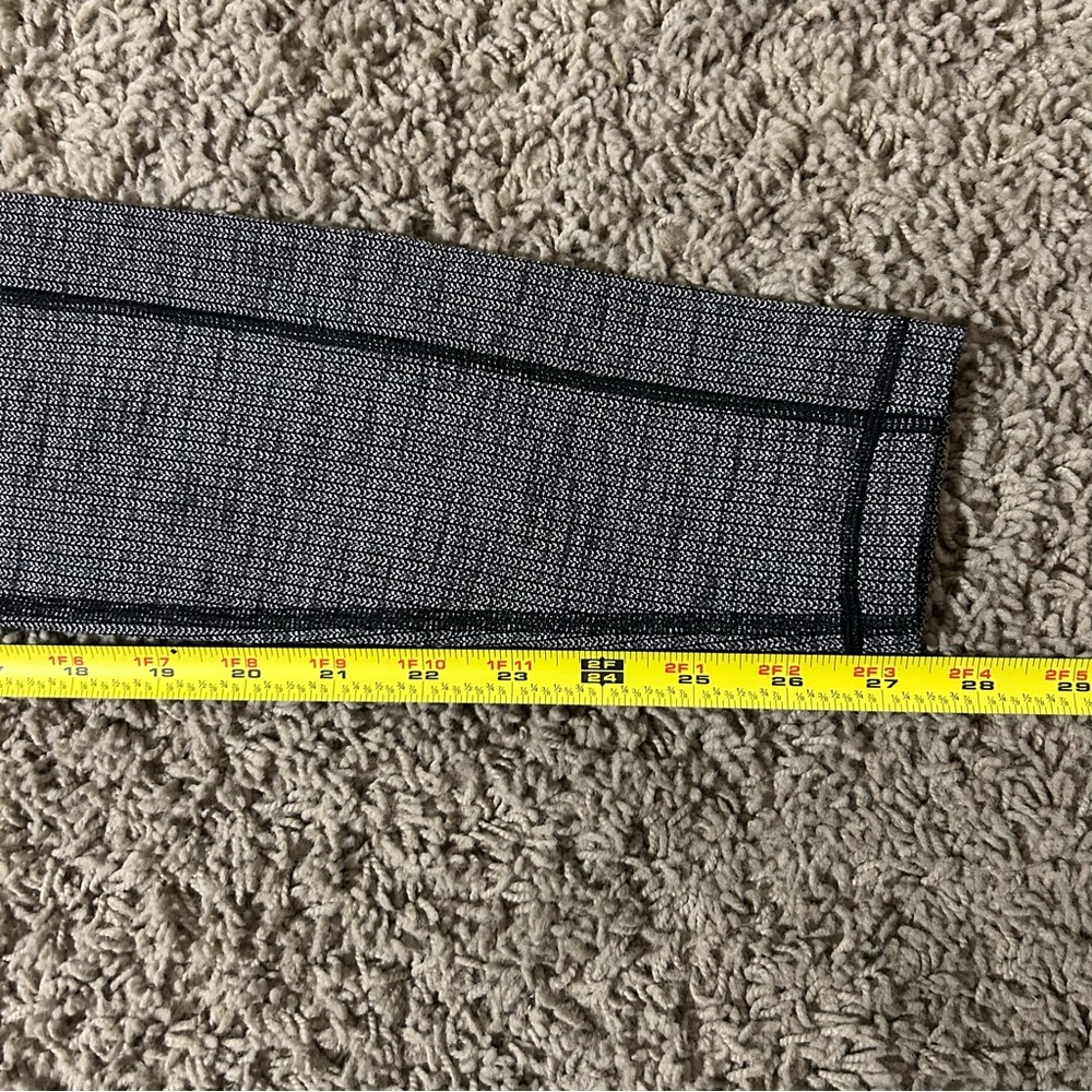 $108 NWT Lululemon Women's Gray Speed Up MR Tight 28” Luxtreme Jacquard Size 4 - Picture 4 of 9